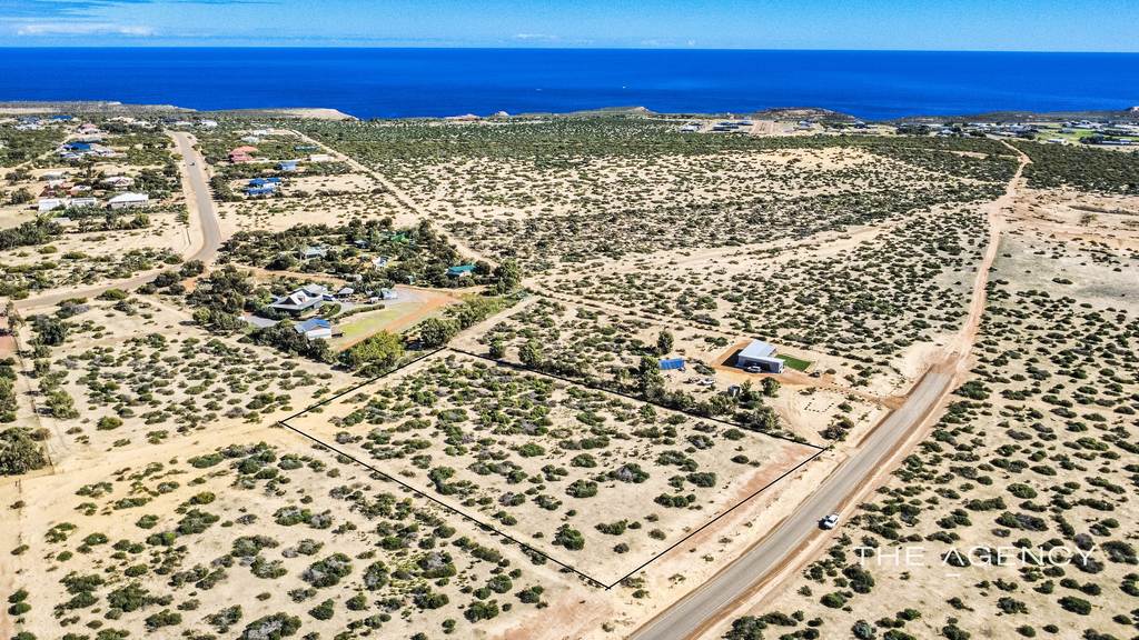 13 Beagle Road, Kalbarri WA 6536