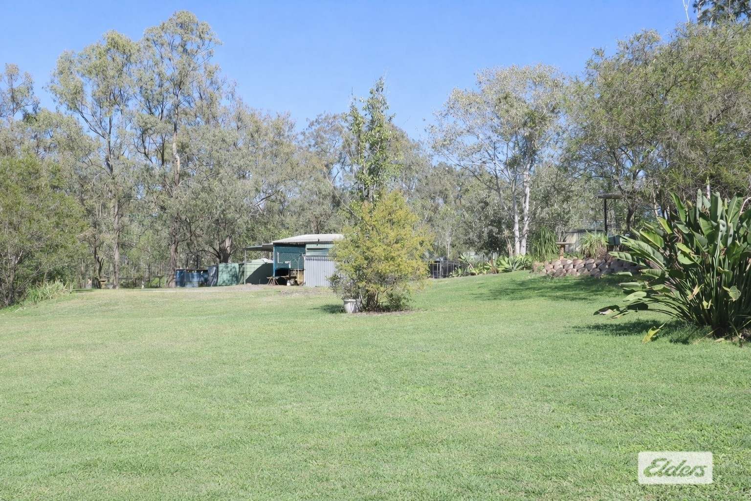 8 Grebe Court, Laidley Heights For Sale by Farmbuy.com - image 16