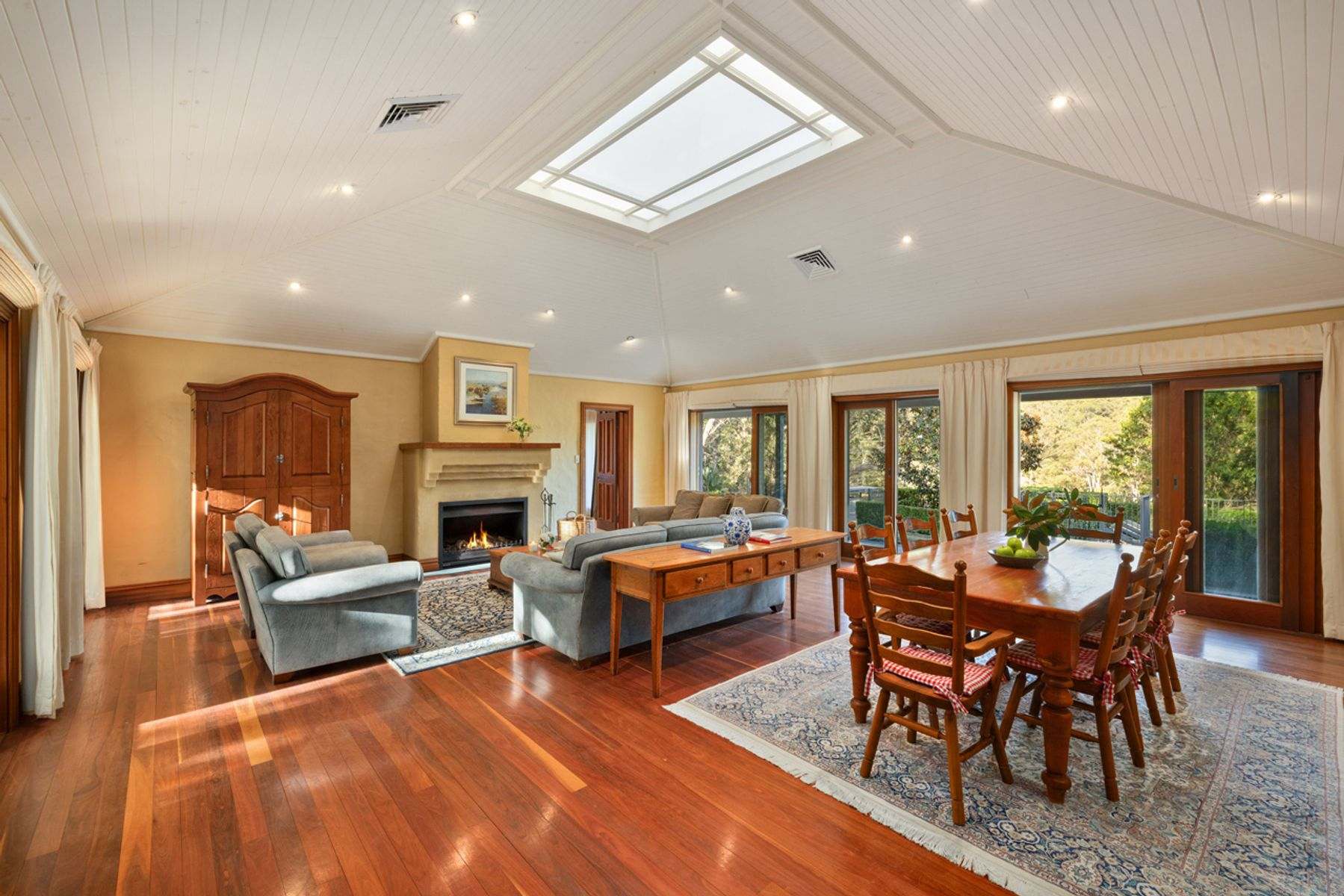 56 Kemp Lane, Martinsville For Sale by Farmbuy.com - image 9