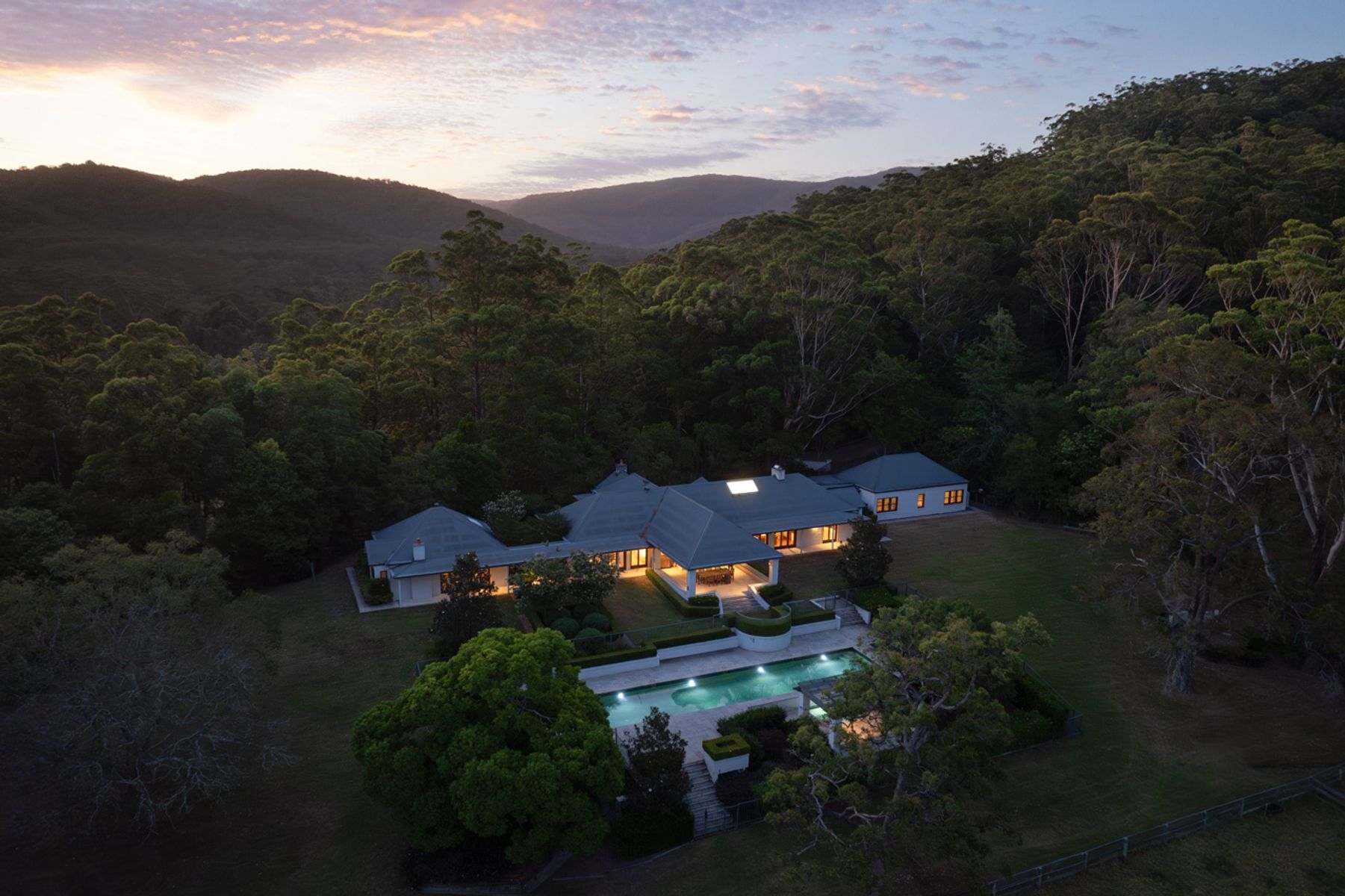 56 Kemp Lane, Martinsville For Sale by Farmbuy.com - image 14