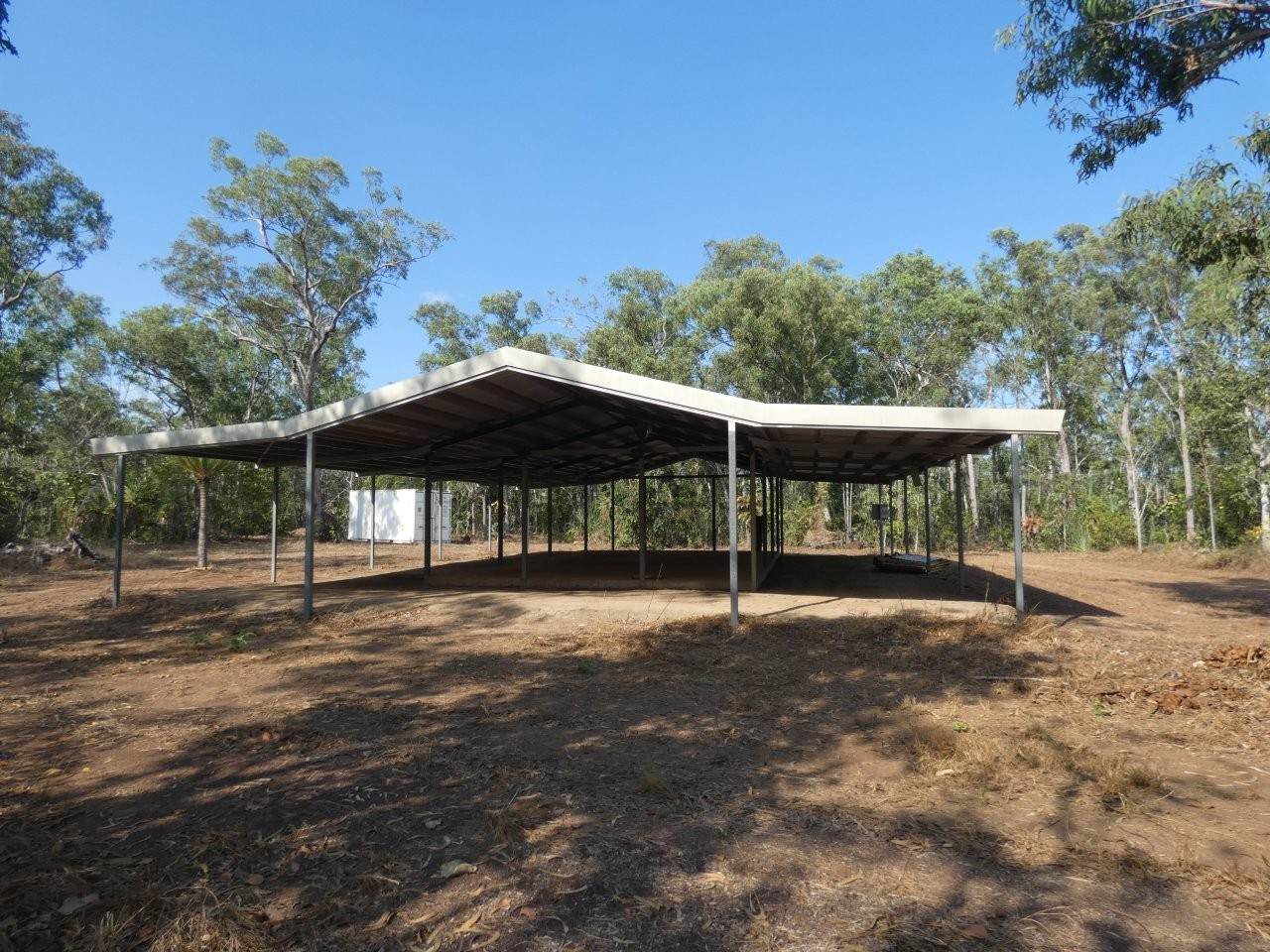 Dundee Beach For Sale by Farmbuy.com - image 1