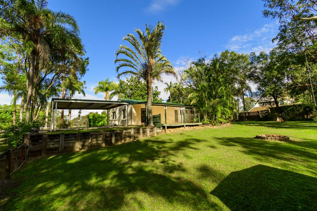 10 Harper Road, Bellmere For Sale by Farmbuy.com - image 22