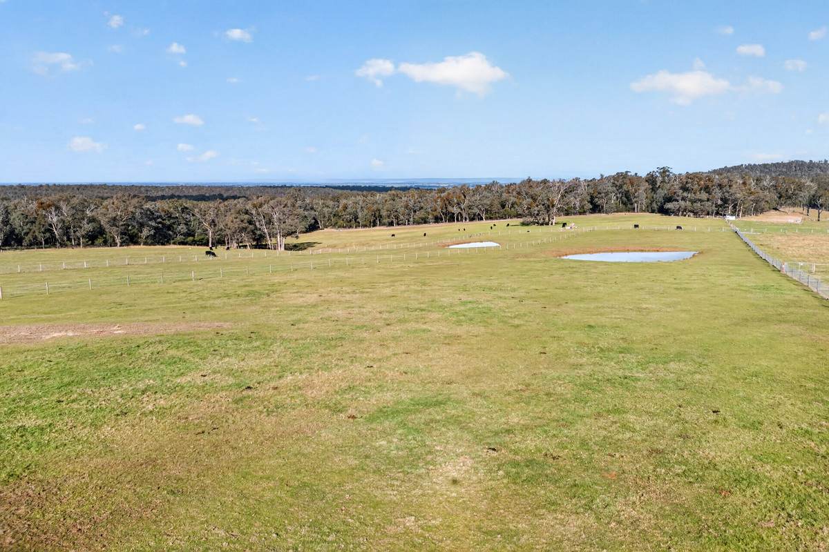 1175 Heyfield-Seaton Road, Seaton For Sale by Farmbuy.com - image 25