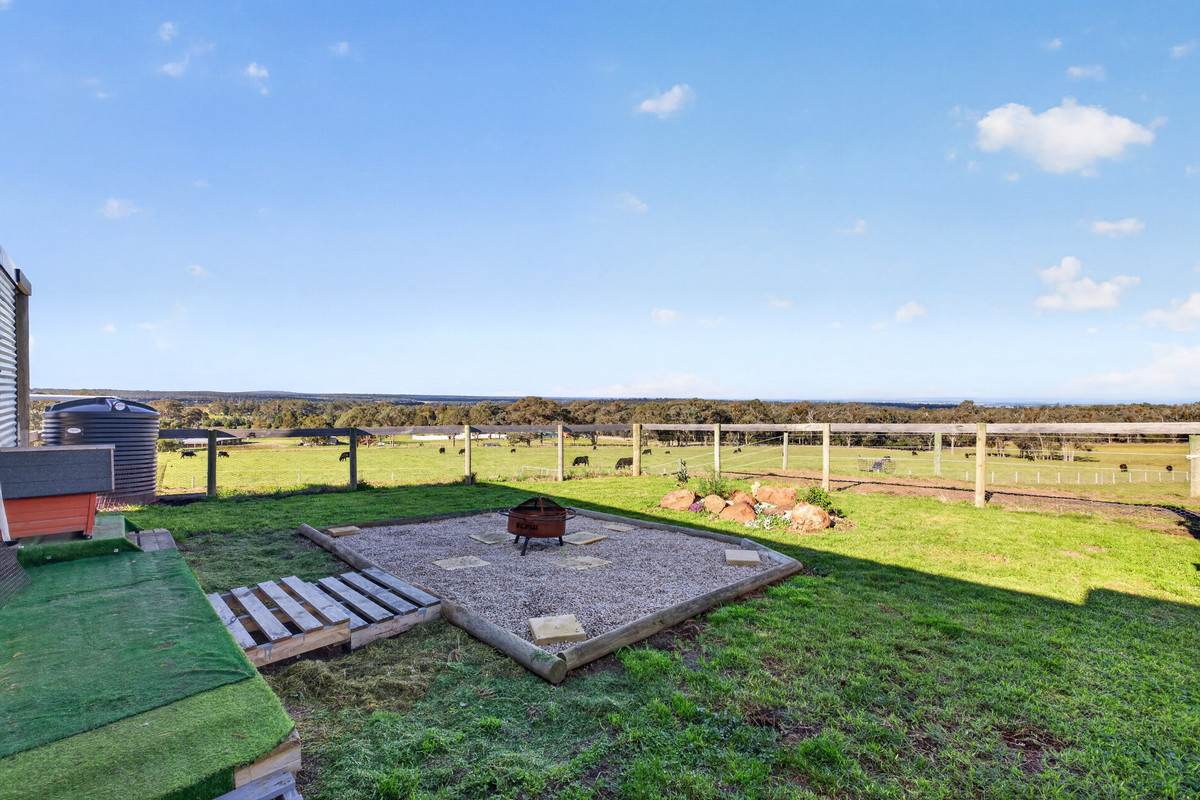 1175 Heyfield-Seaton Road, Seaton For Sale by Farmbuy.com - image 9