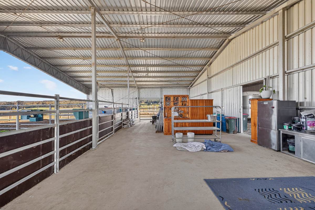 1175 Heyfield-Seaton Road, Seaton For Sale by Farmbuy.com - image 11