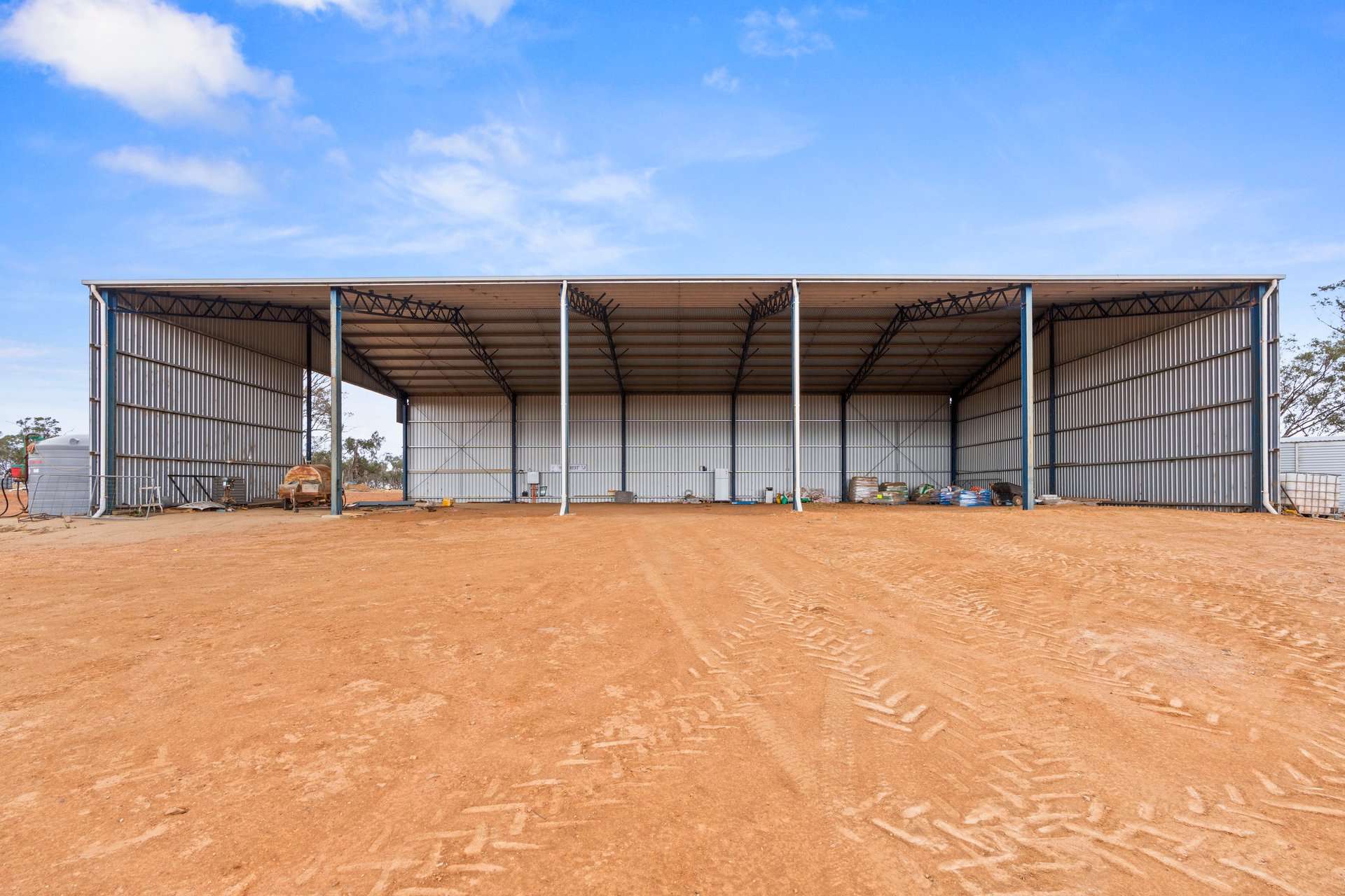 289 Kamarah Road, Narrandera For Sale by Farmbuy.com - image 17