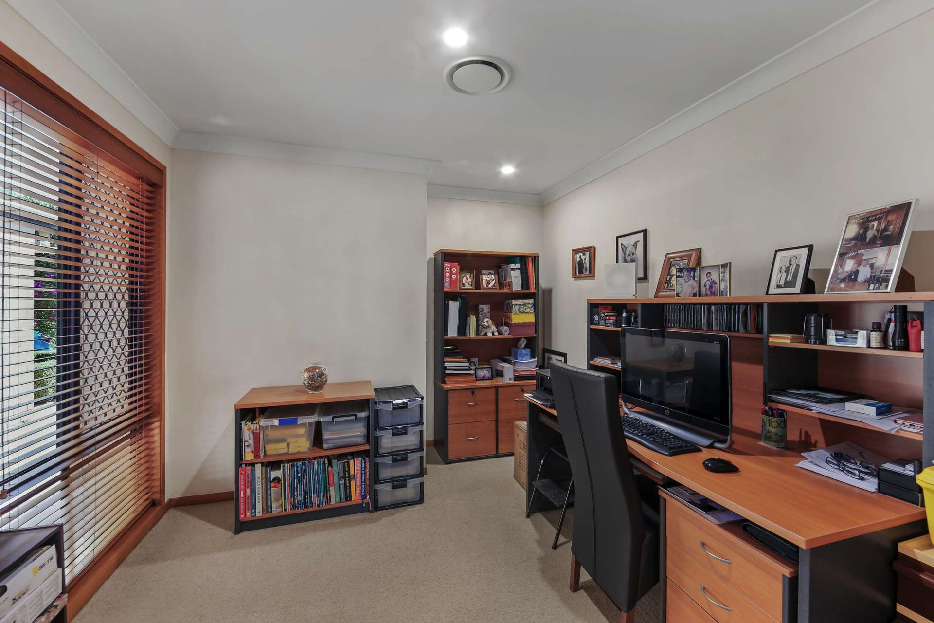 10 Fantail Crescent, Cooroy For Sale by Farmbuy.com - image 18