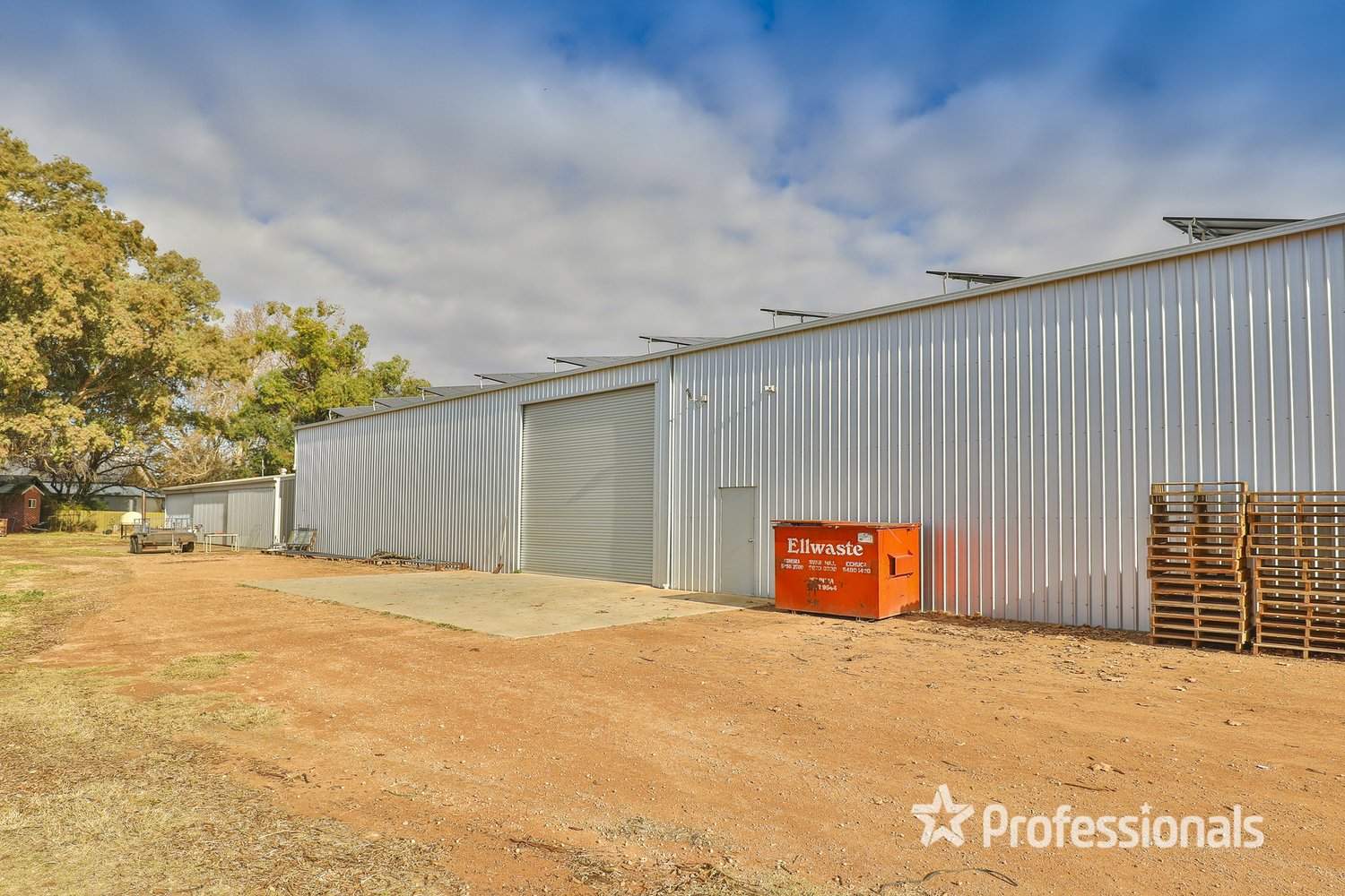 248 Sunnycliffs Crescent, Red Cliffs For Sale by Farmbuy.com - image 3