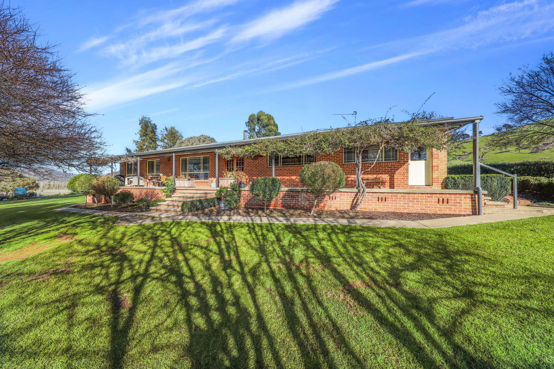 2/66 Whatmans Lane, Tumut For Sale by Farmbuy.com - image 2