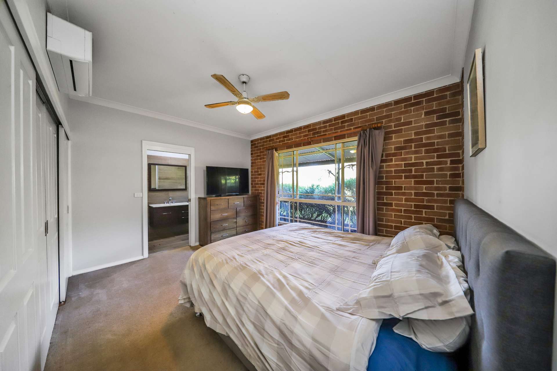 2/66 Whatmans Lane, Tumut For Sale by Farmbuy.com - image 13