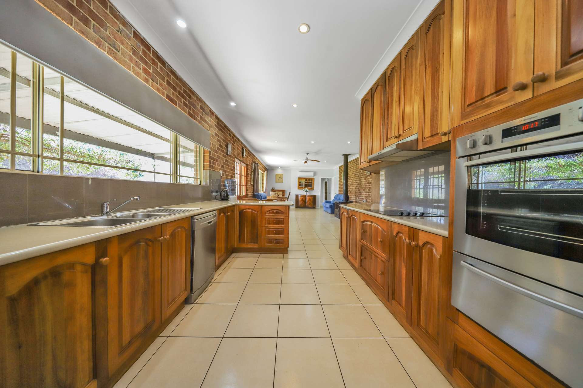 2/66 Whatmans Lane, Tumut For Sale by Farmbuy.com - image 8