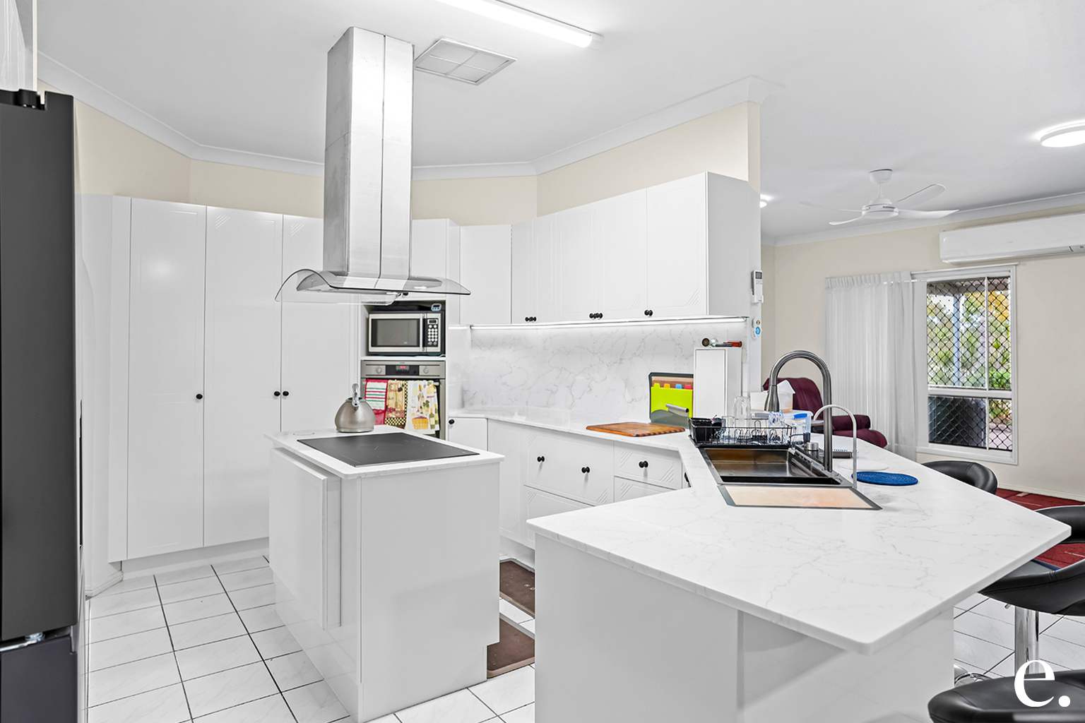 27-31 Constance Avenue, Rockyview For Sale by Farmbuy.com - image 9