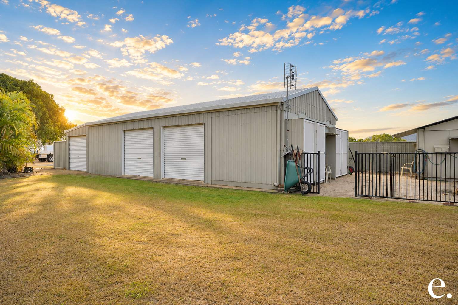27-31 Constance Avenue, Rockyview For Sale by Farmbuy.com - image 4