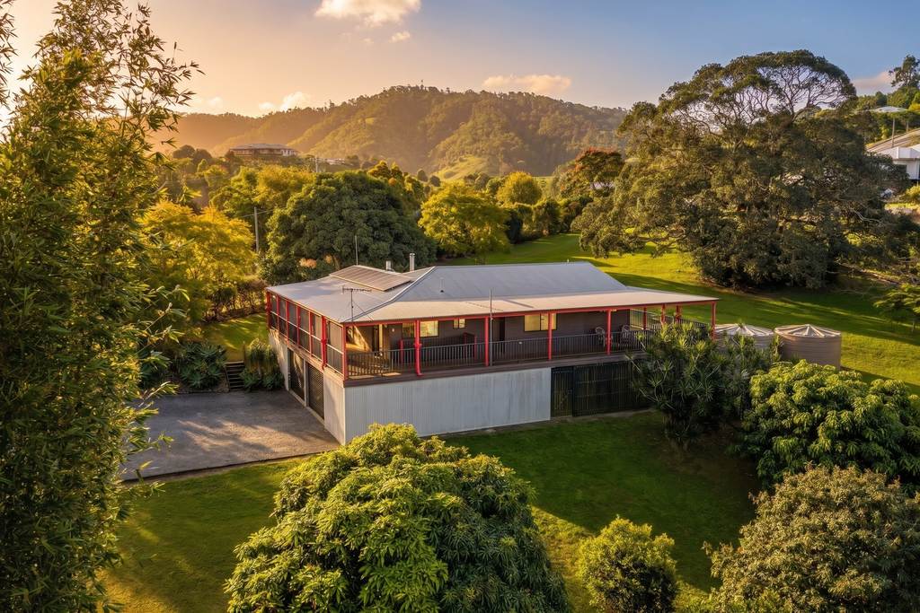 22 Highfield Drive, Chatsworth QLD 4570