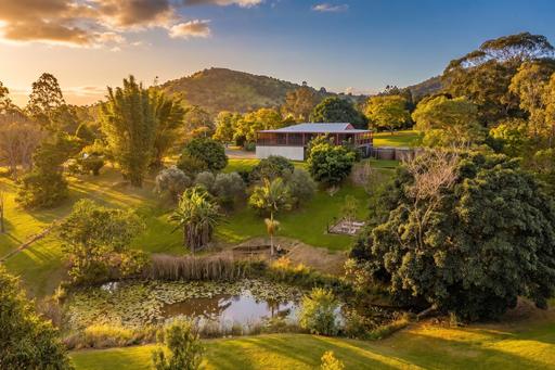 22 Highfield Drive, Chatsworth QLD 4570