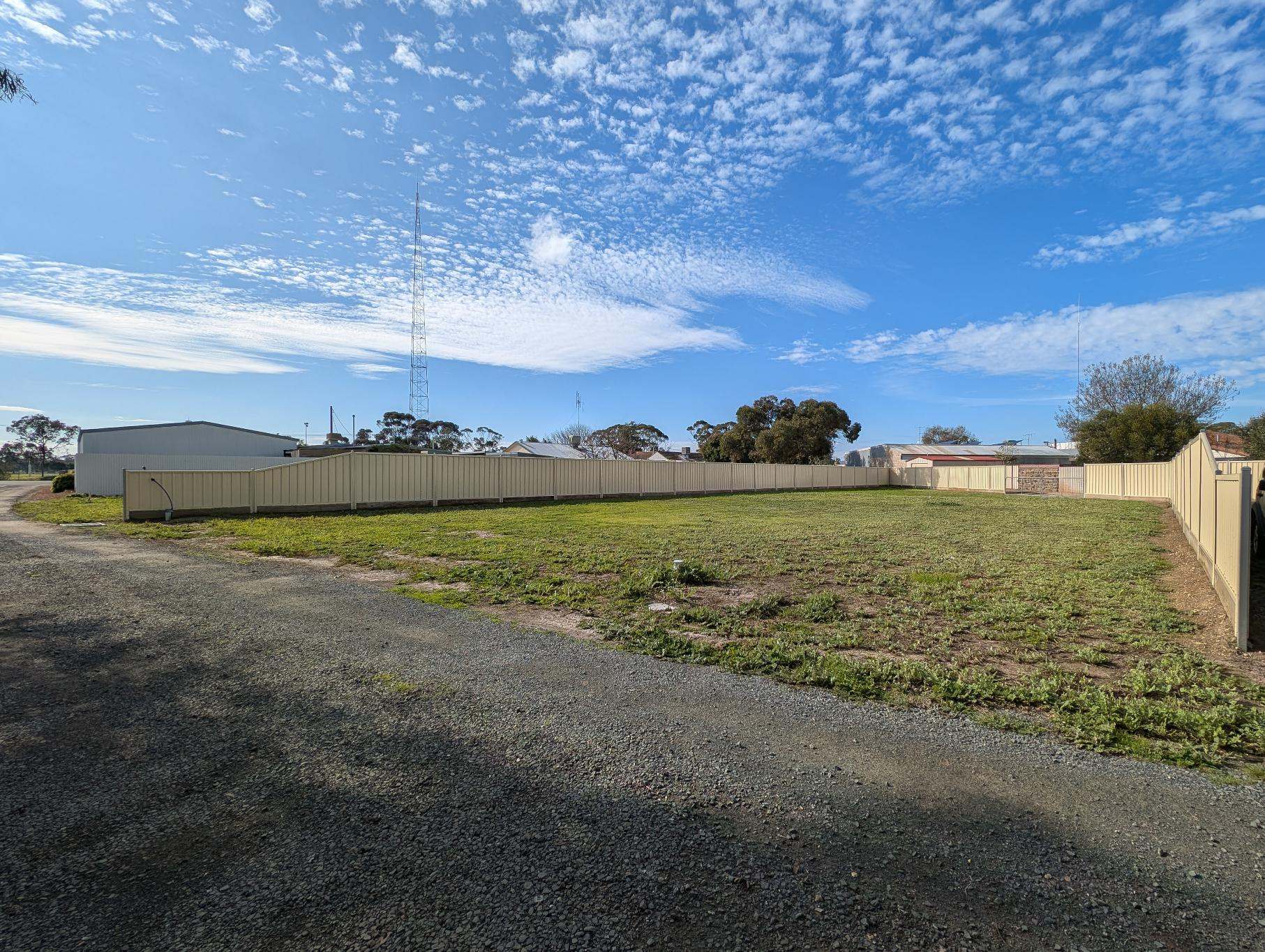 Lot 3/62 Scoresby Street, Kerang For Sale by Farmbuy.com - image 1