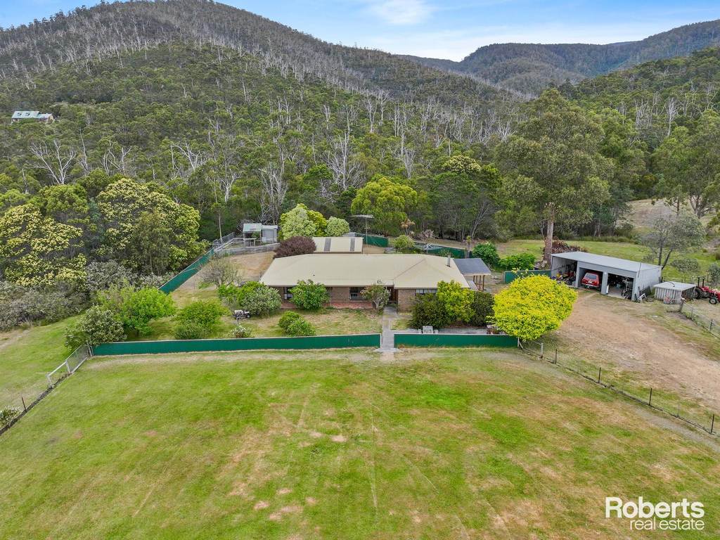21503 Tasman Highway, Four Mile Creek TAS 7215