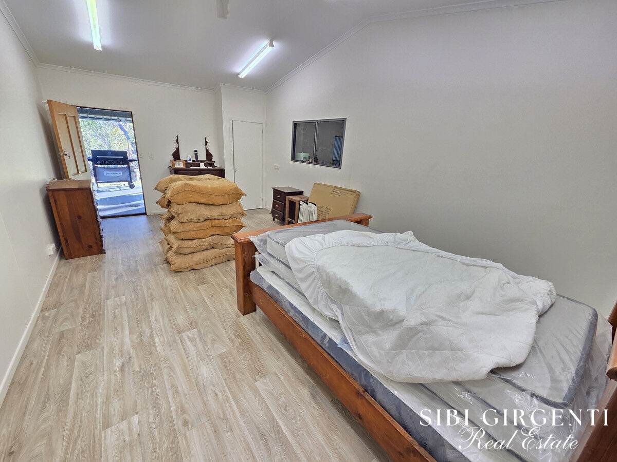 137 Lemontree Drive, Mutchilba For Sale by Farmbuy.com - image 6