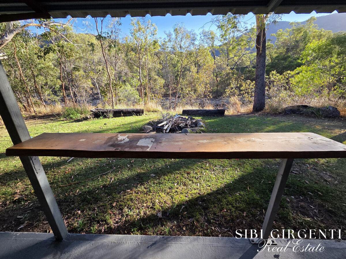 137 Lemontree Drive, Mutchilba For Sale by Farmbuy.com - image 11