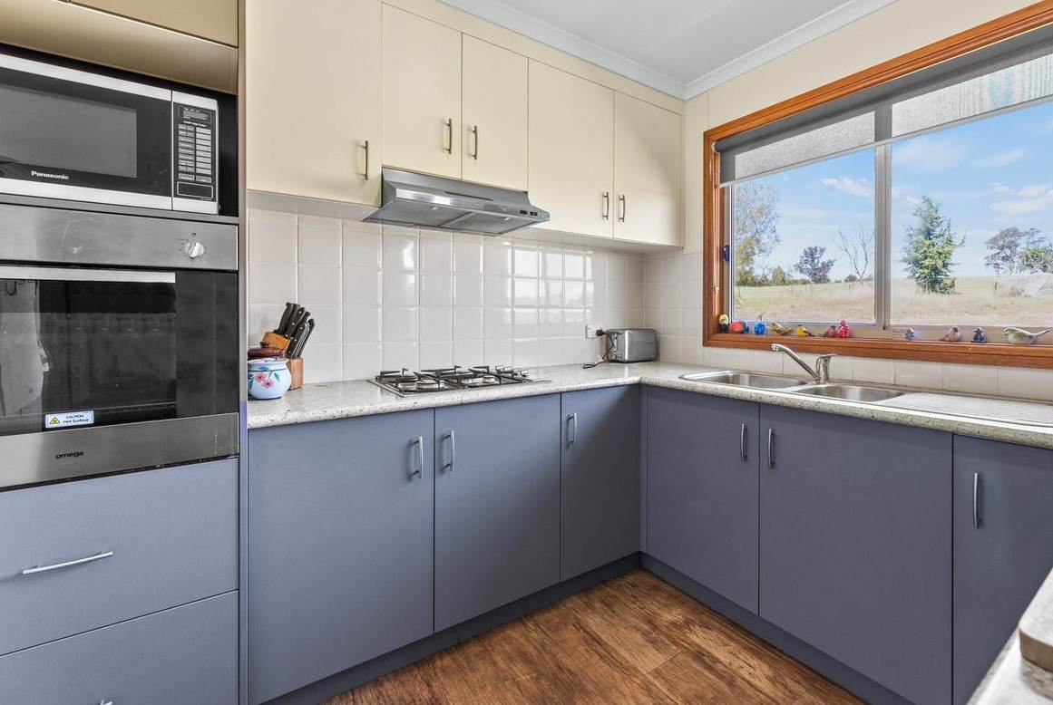 202 Pattersons Lane, Young For Sale by Farmbuy.com - image 13