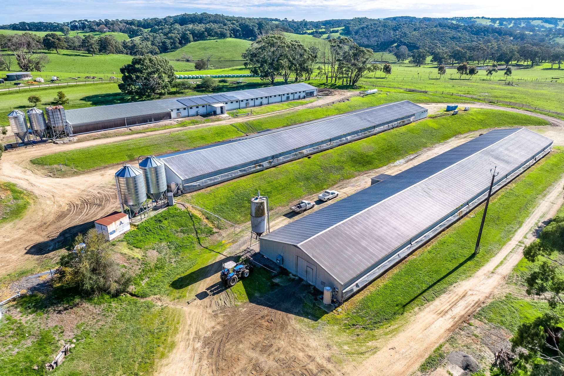 305 Greenhills Road, Green Hills Range For Sale by Farmbuy.com - image 2