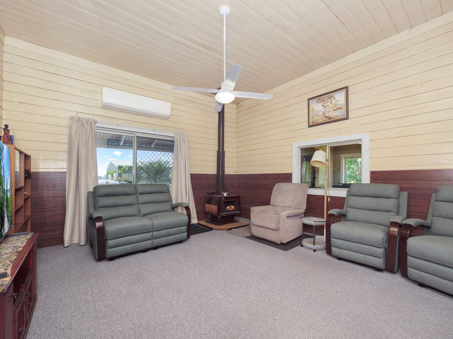 9690 Summerland Way, Casino For Sale by Farmbuy.com - image 4