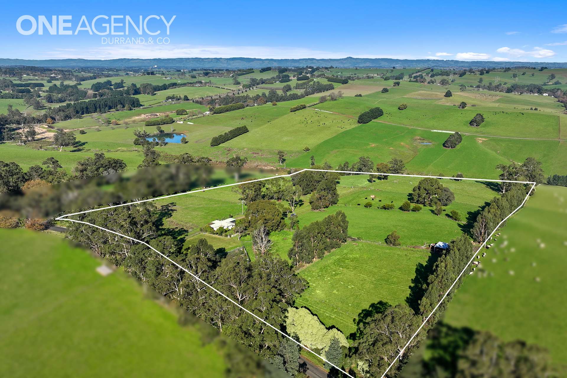 106 Old Telegraph Road, Drouin West For Sale by Farmbuy.com - image 1