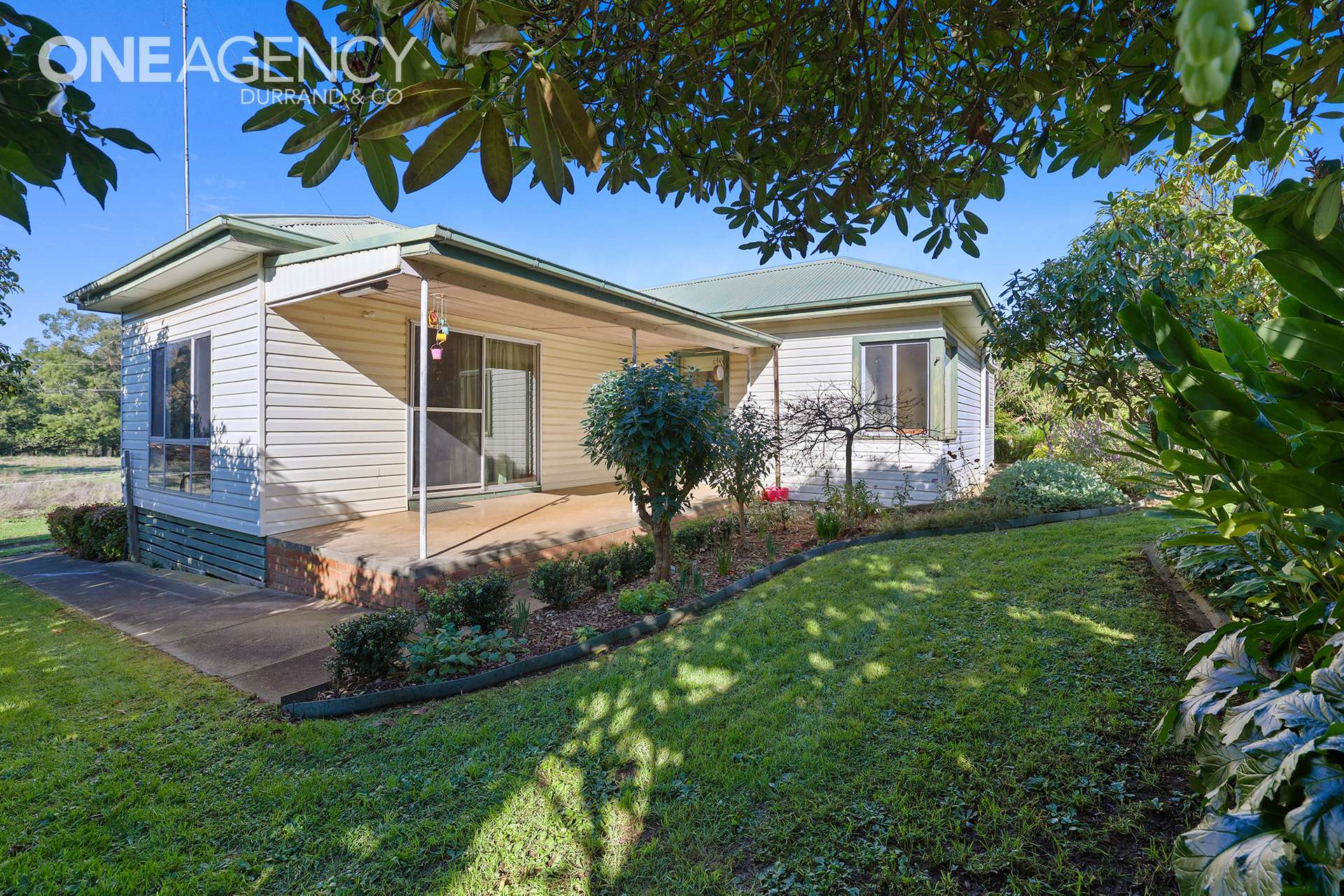 106 Old Telegraph Road, Drouin West For Sale by Farmbuy.com - image 3