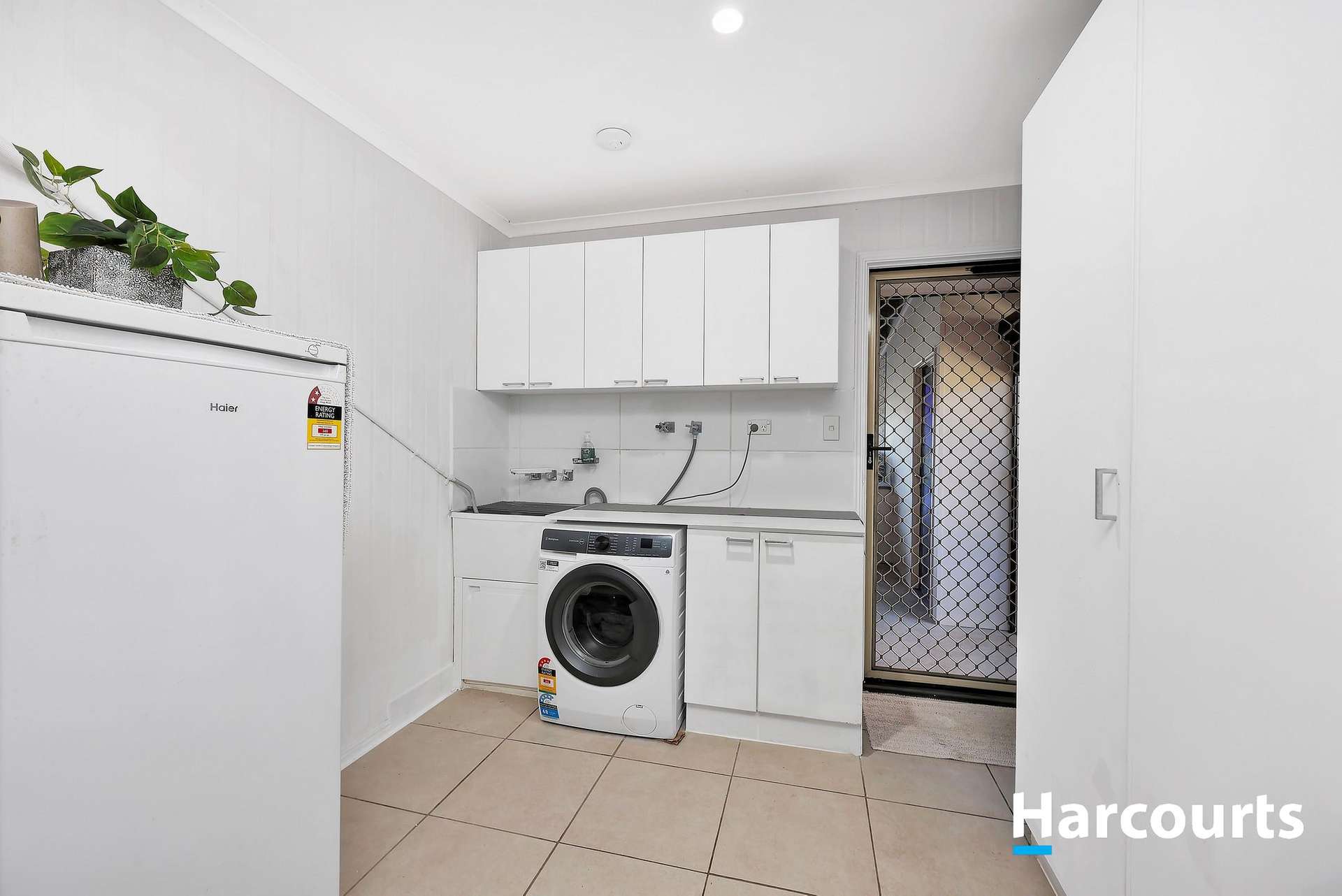 35 May Street, Gin Gin For Sale by Farmbuy.com - image 10