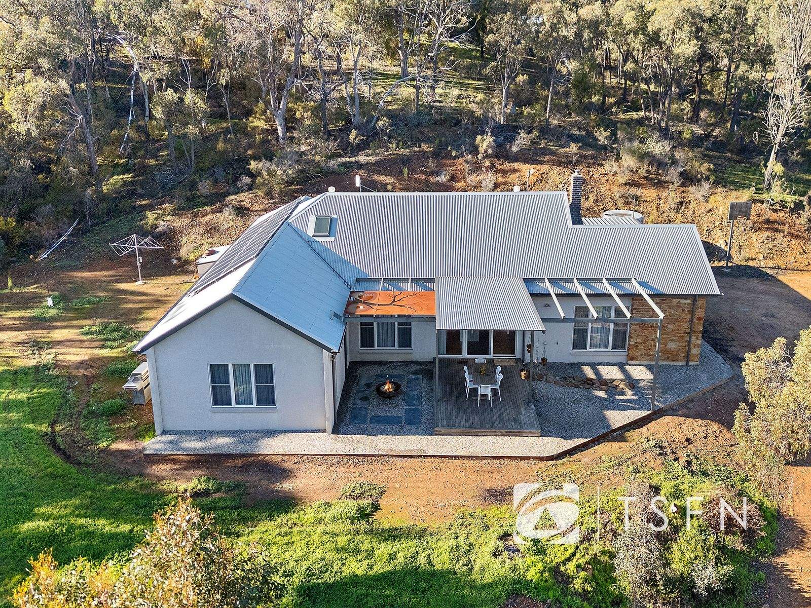 31 Sutcliffe Road, Lockwood South For Sale by Farmbuy.com - image 1