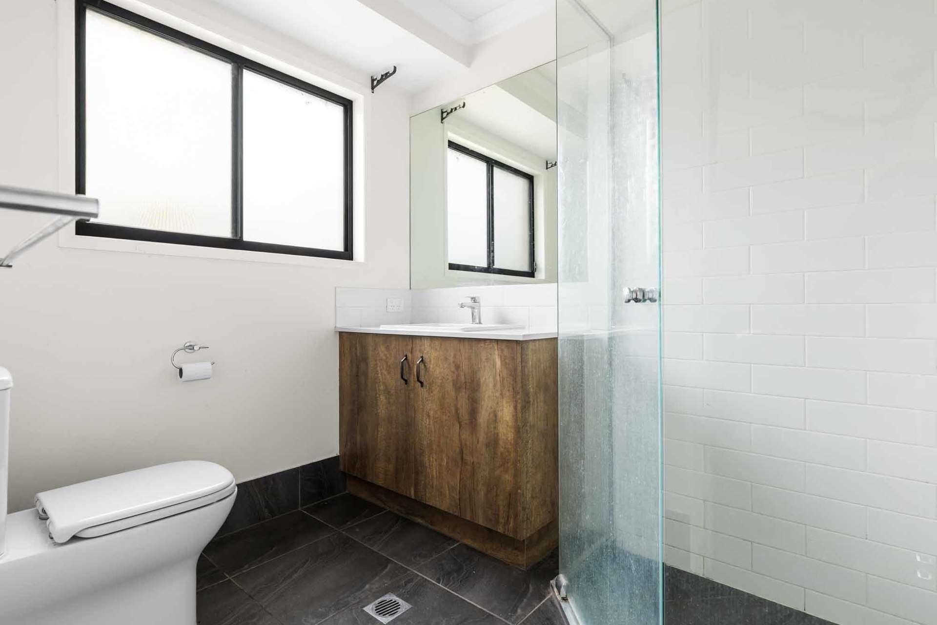 14 Farmer Drive, Meringandan West For Sale by Farmbuy.com - image 10