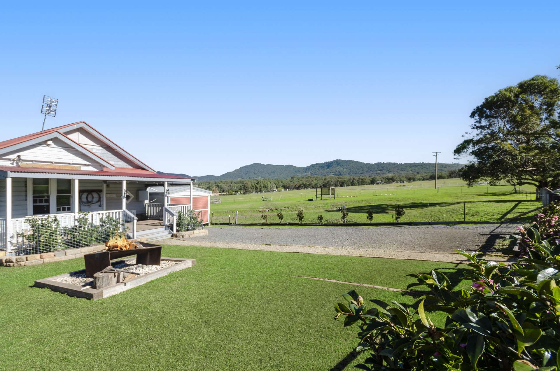45 Bernard Street, Murrurundi For Sale by Farmbuy.com - image 3