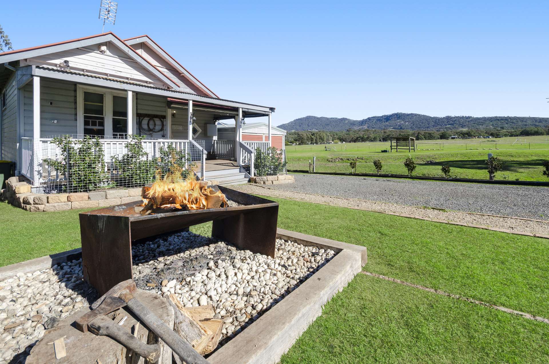 45 Bernard Street, Murrurundi For Sale by Farmbuy.com - image 1