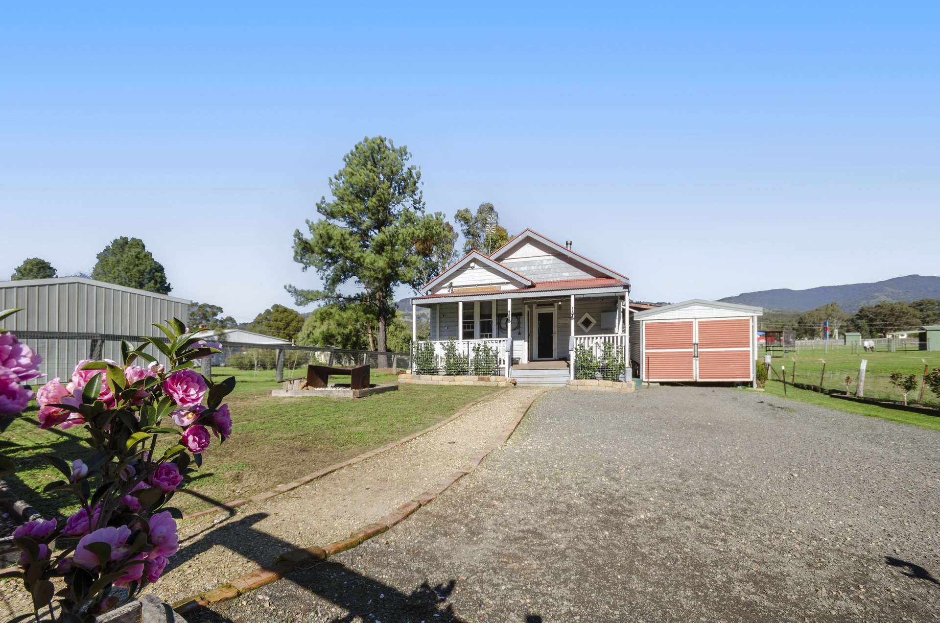 45 Bernard Street, Murrurundi For Sale by Farmbuy.com - image 2
