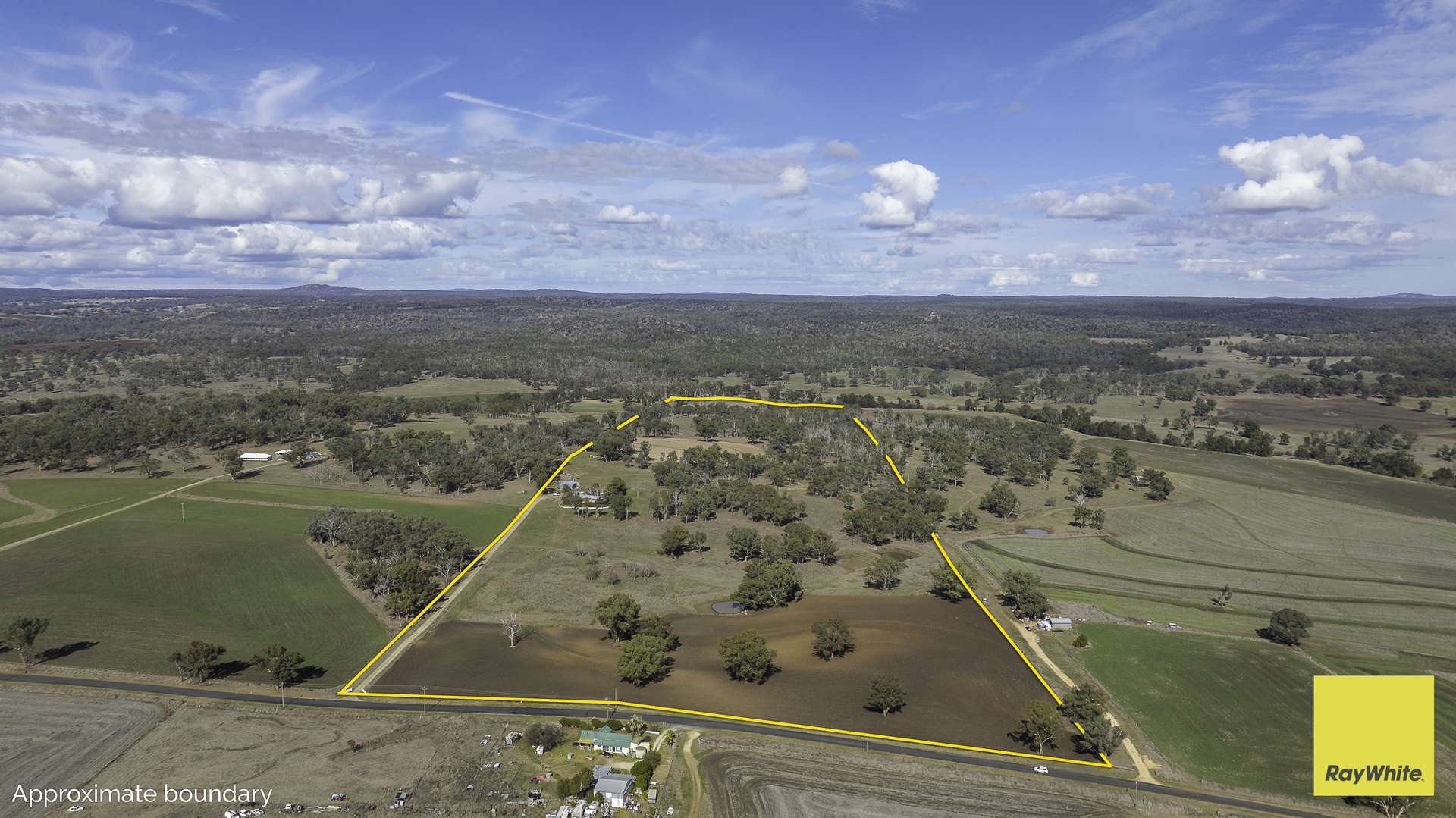 594 Elsmore Road, Inverell For Sale by Farmbuy.com - image 13