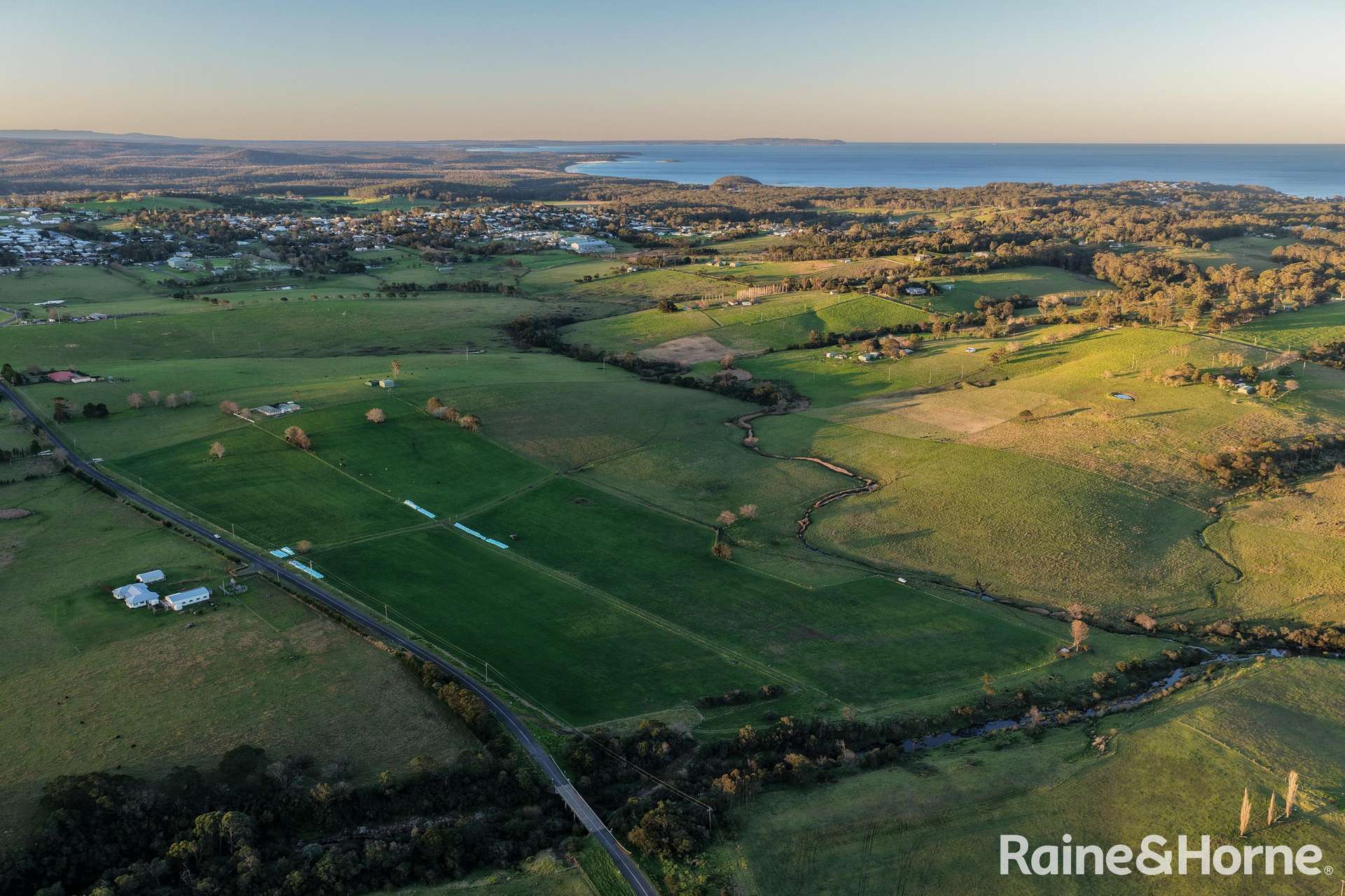133 Woodstock Road, Milton For Sale by Farmbuy.com - image 27