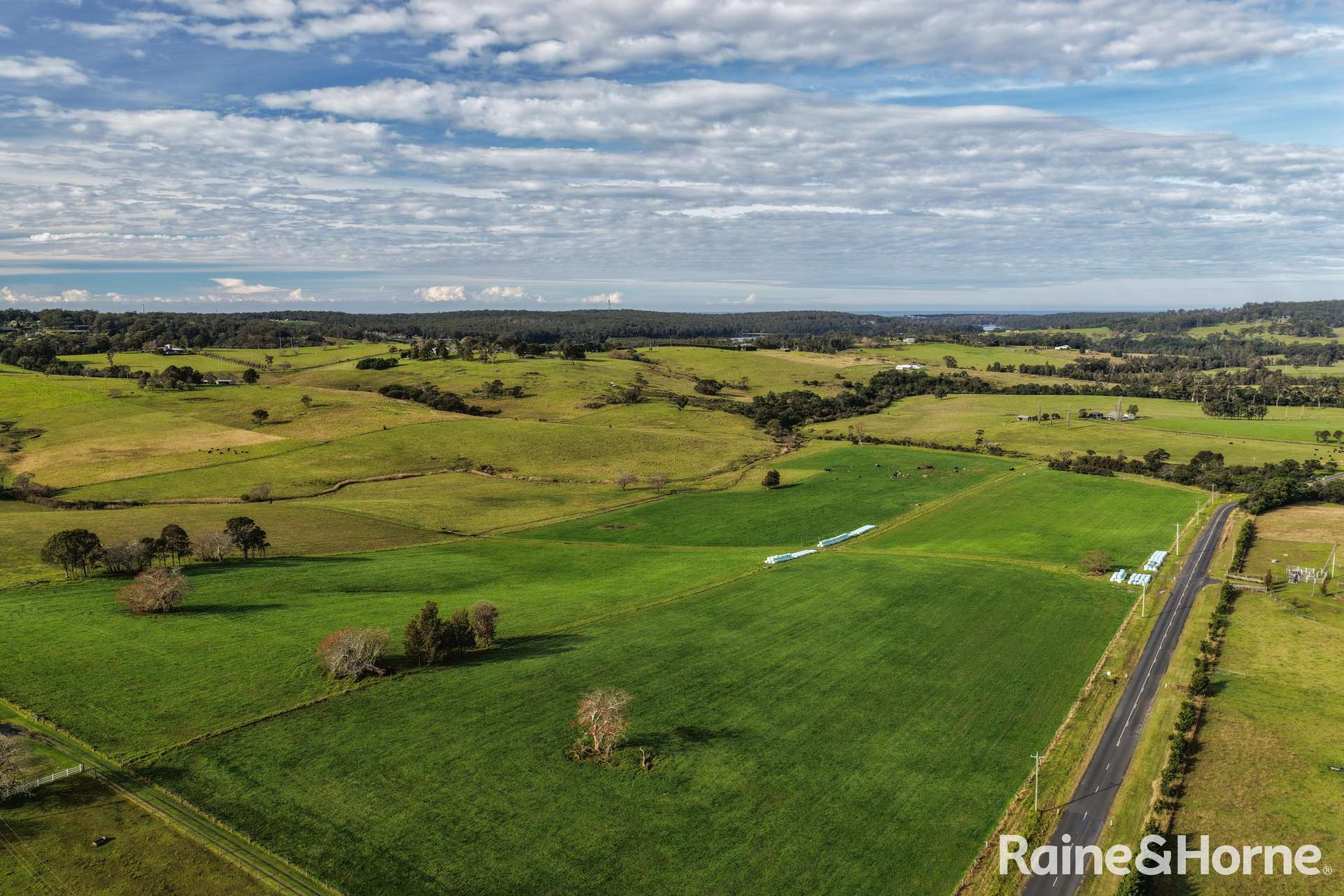 133 Woodstock Road, Milton For Sale by Farmbuy.com - image 2