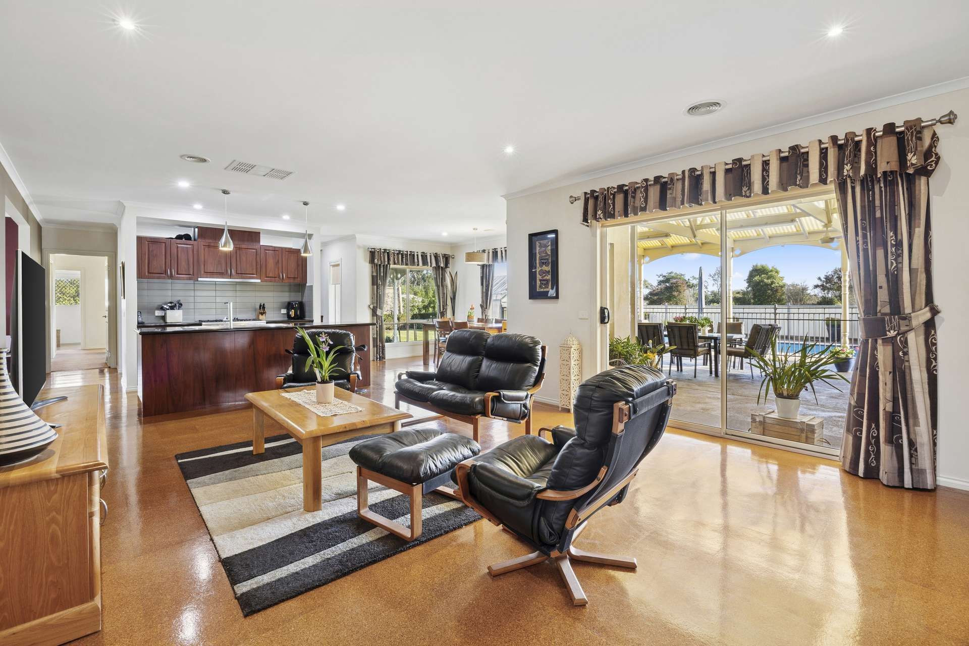 60 Roberts Road, Cobden For Sale by Farmbuy.com - image 5