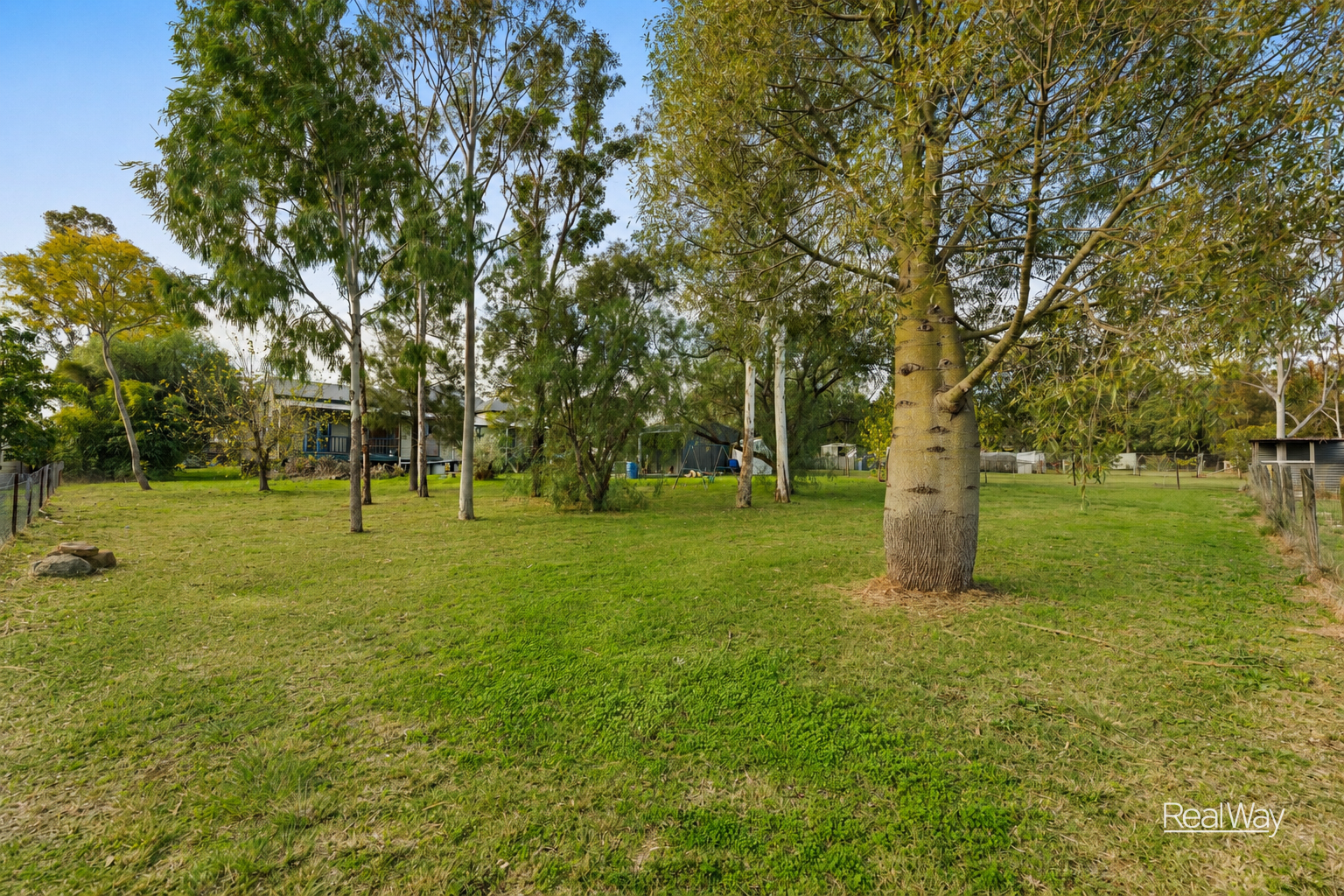 8 Kann Street, Goombungee For Sale by Farmbuy.com - image 9
