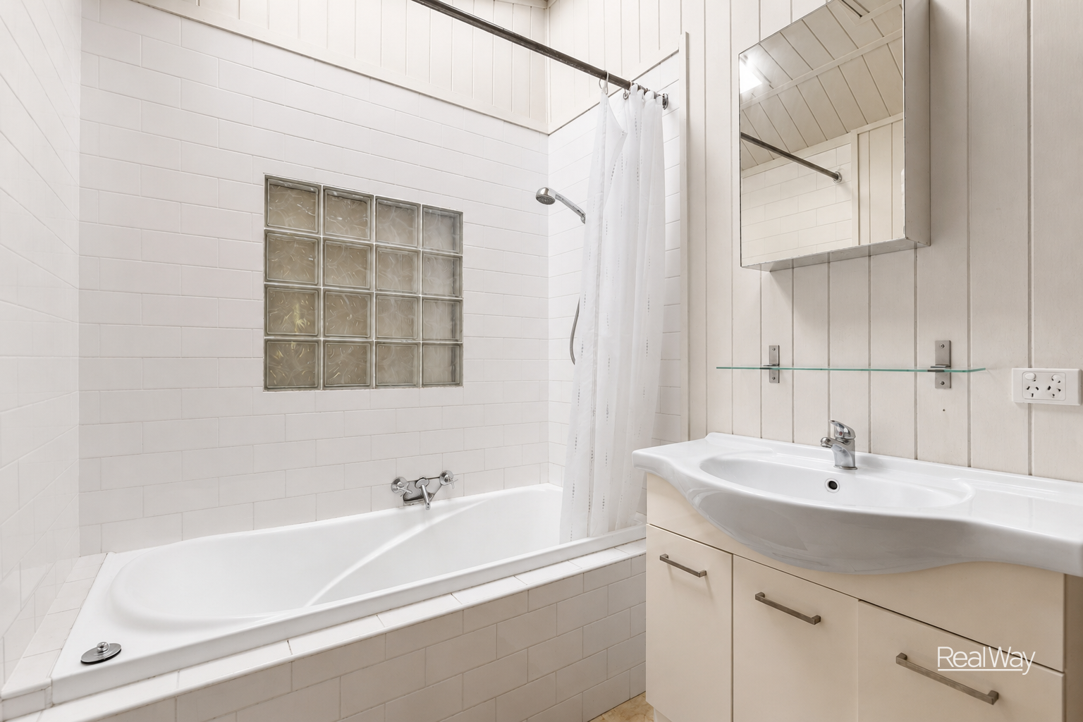 8 Kann Street, Goombungee For Sale by Farmbuy.com - image 8