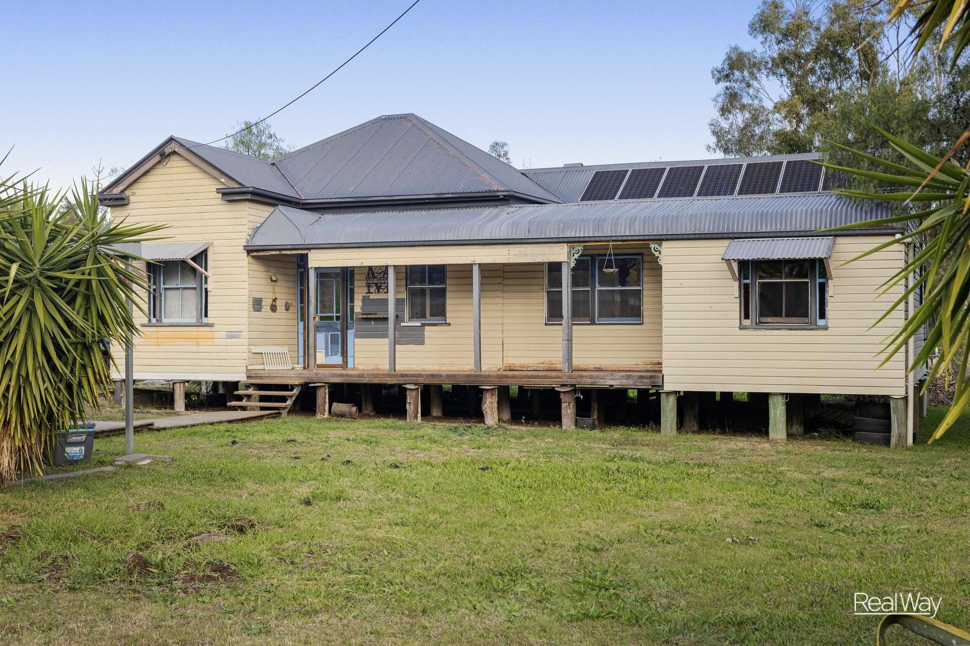 8 Kann Street, Goombungee For Sale by Farmbuy.com - image 1