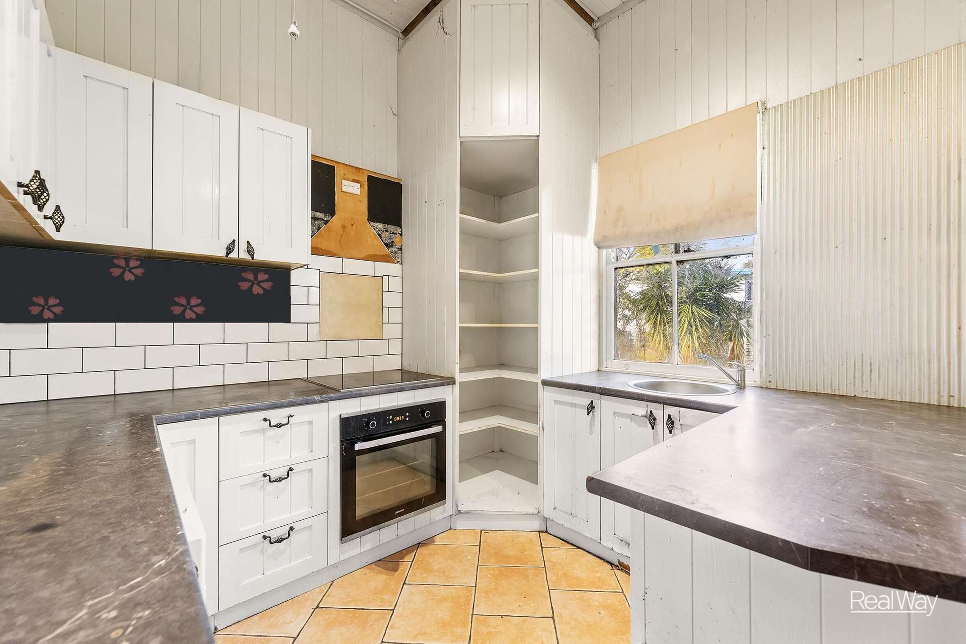 8 Kann Street, Goombungee For Sale by Farmbuy.com - image 2