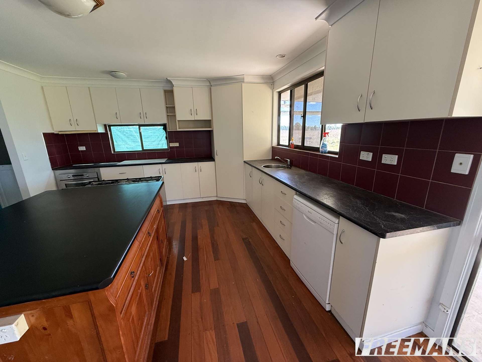 62 Runnymede Estate Road, Runnymede For Sale by Farmbuy.com - image 8