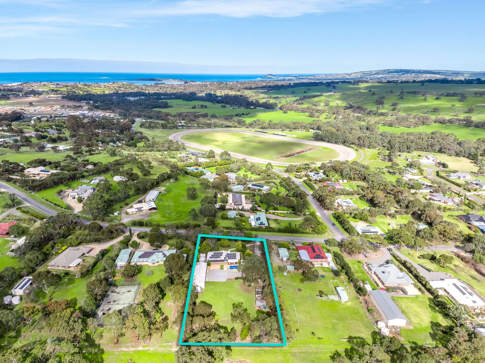 11 Arabian Court, Hindmarsh Valley For Sale by Farmbuy.com - image 29