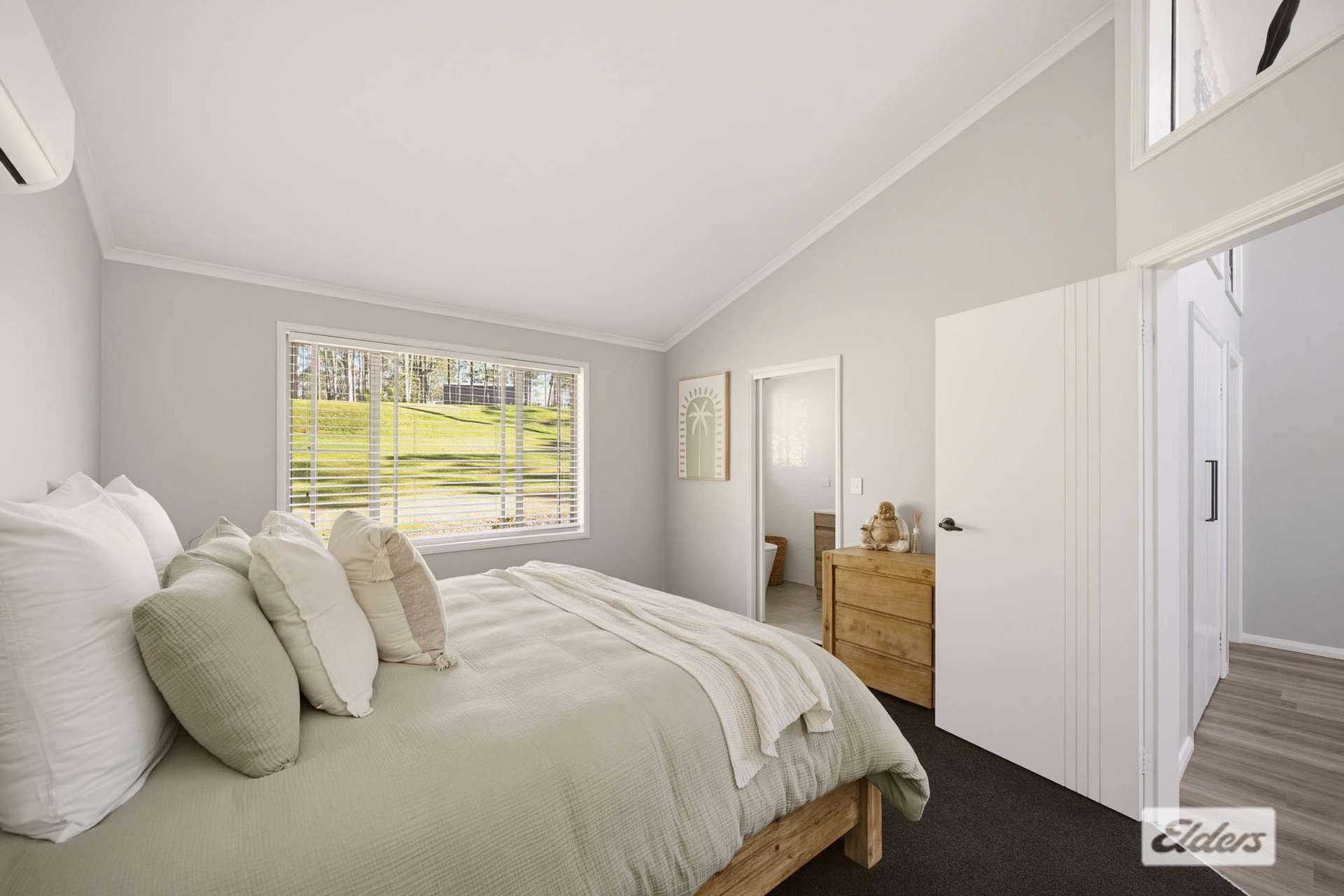 31 Willunga Close, Taree For Sale by Farmbuy.com - image 8
