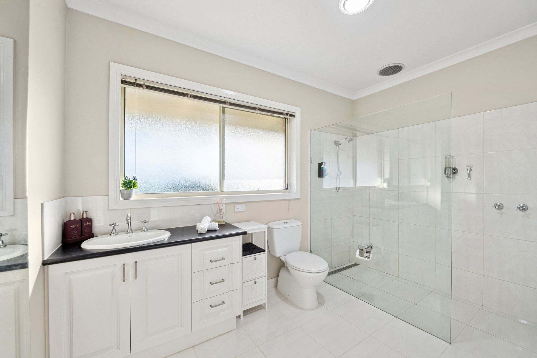 1703 McIvor Highway, Longlea For Sale by Farmbuy.com - image 16