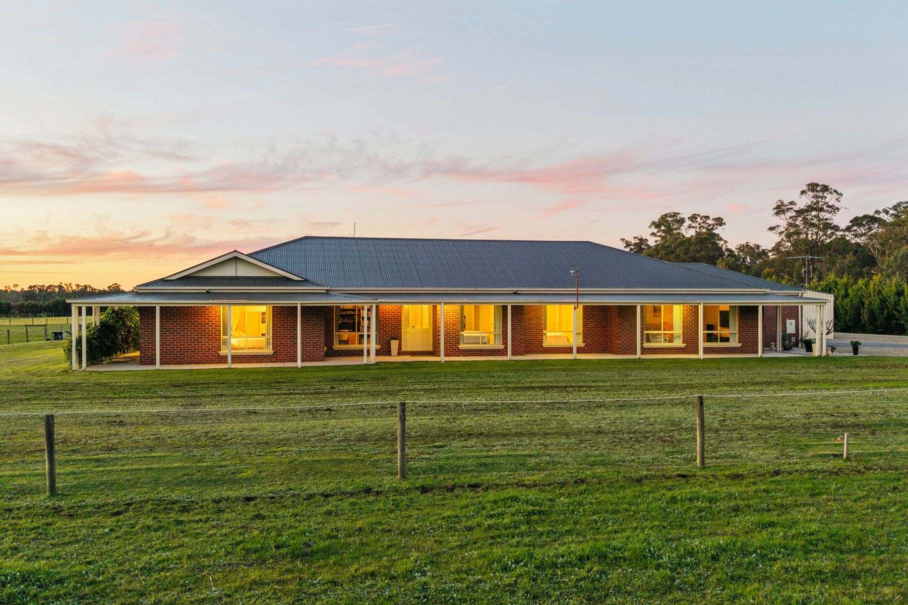 1703 McIvor Highway, Longlea For Sale by Farmbuy.com - image 2