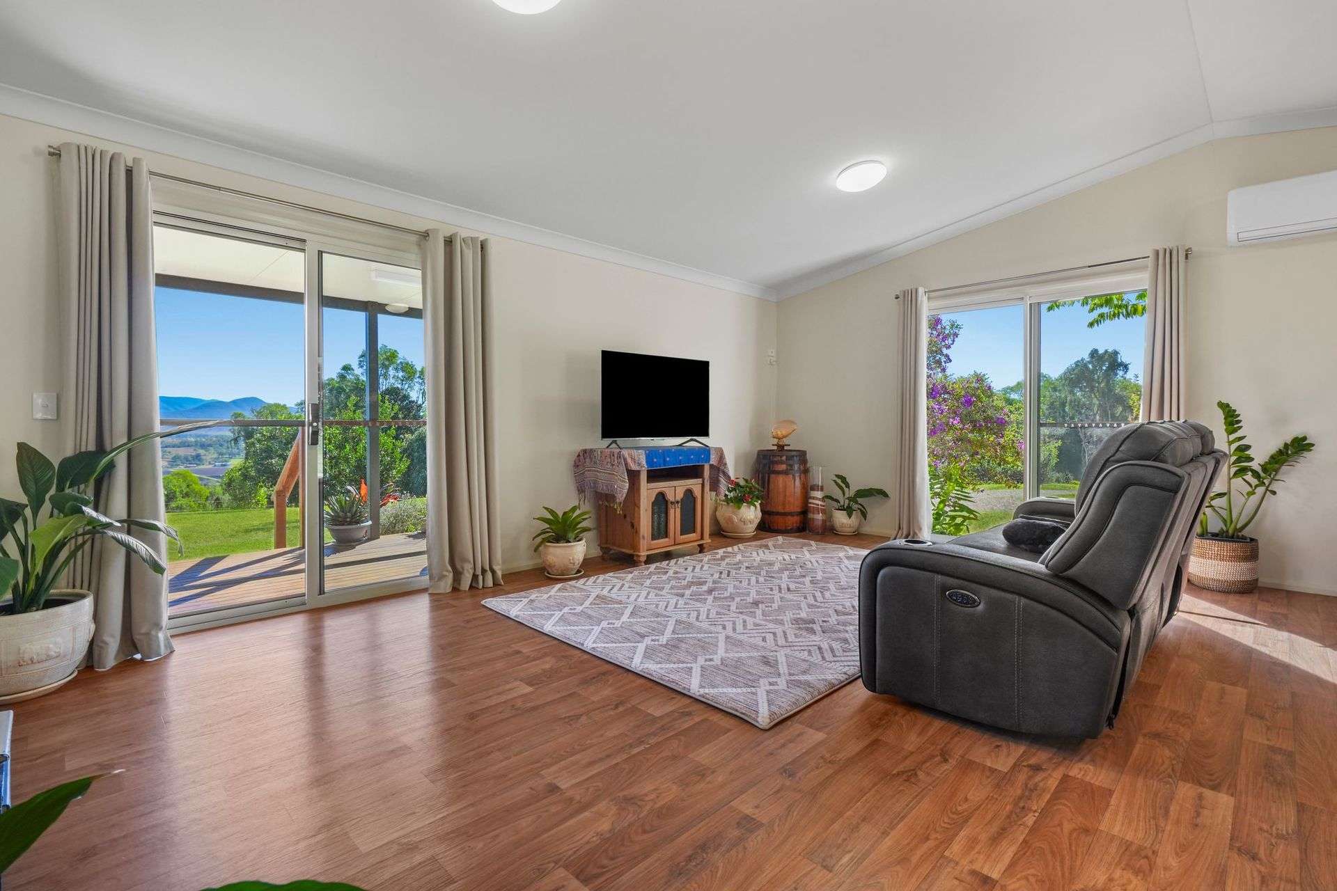 104 Lutter Road, Charlwood For Sale by Farmbuy.com - image 7