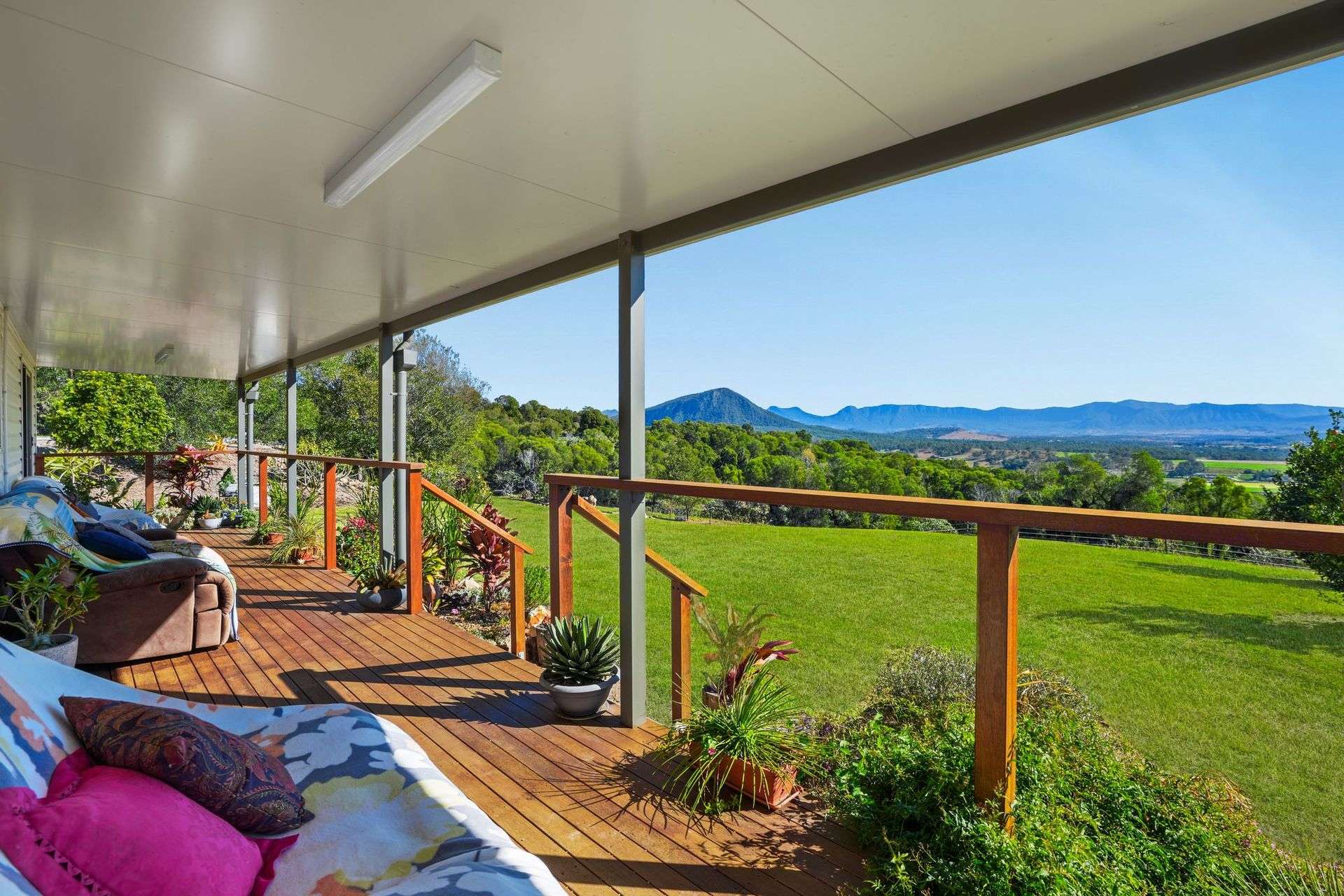104 Lutter Road, Charlwood For Sale by Farmbuy.com - image 1