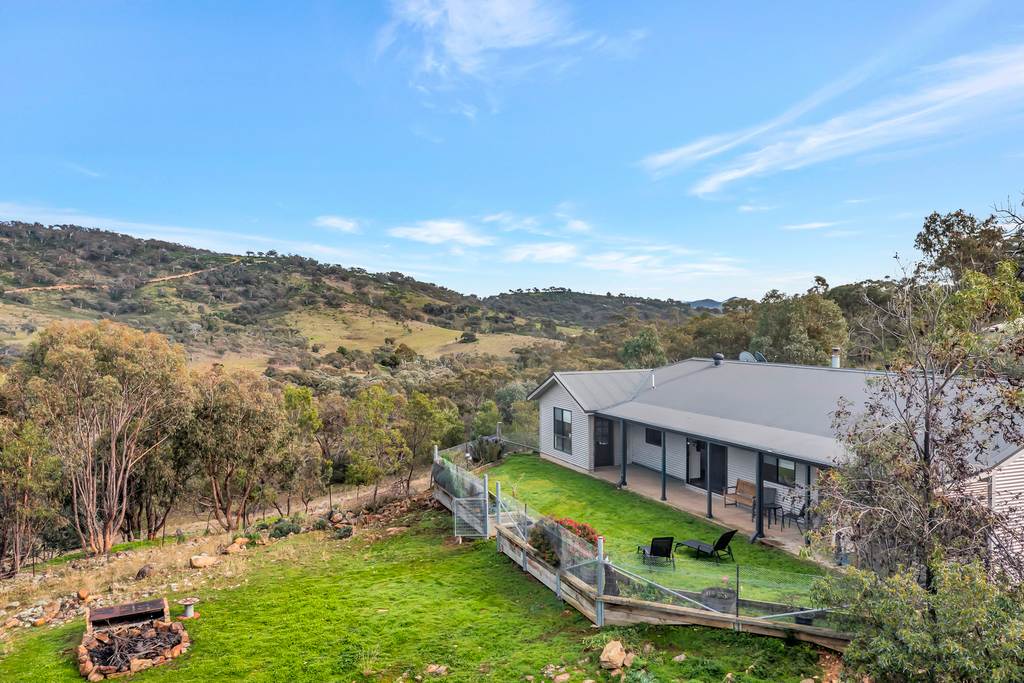 13 Charles Road, Mudgee NSW 2850
